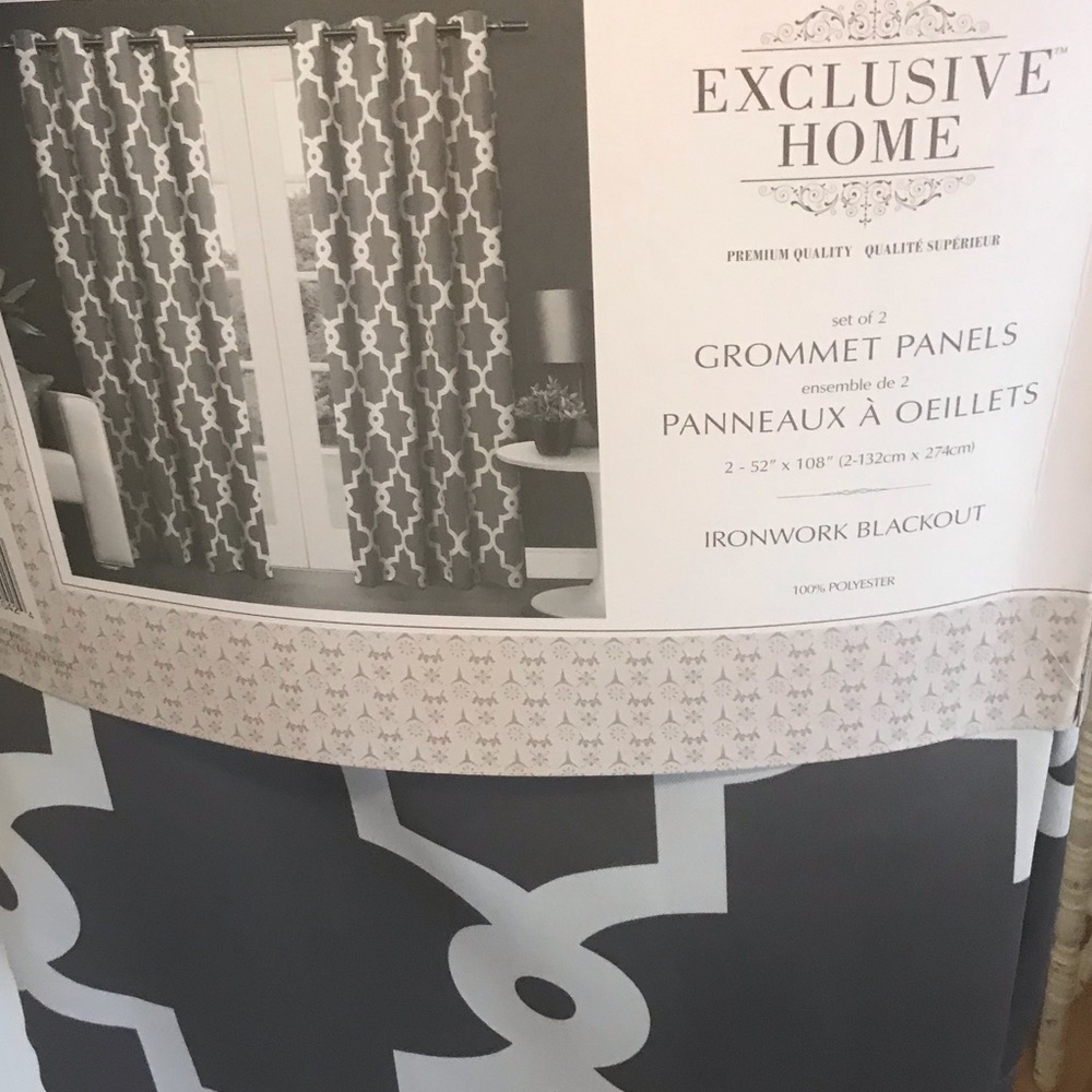 Brand new (blackout)curtains Grey/ white design.
